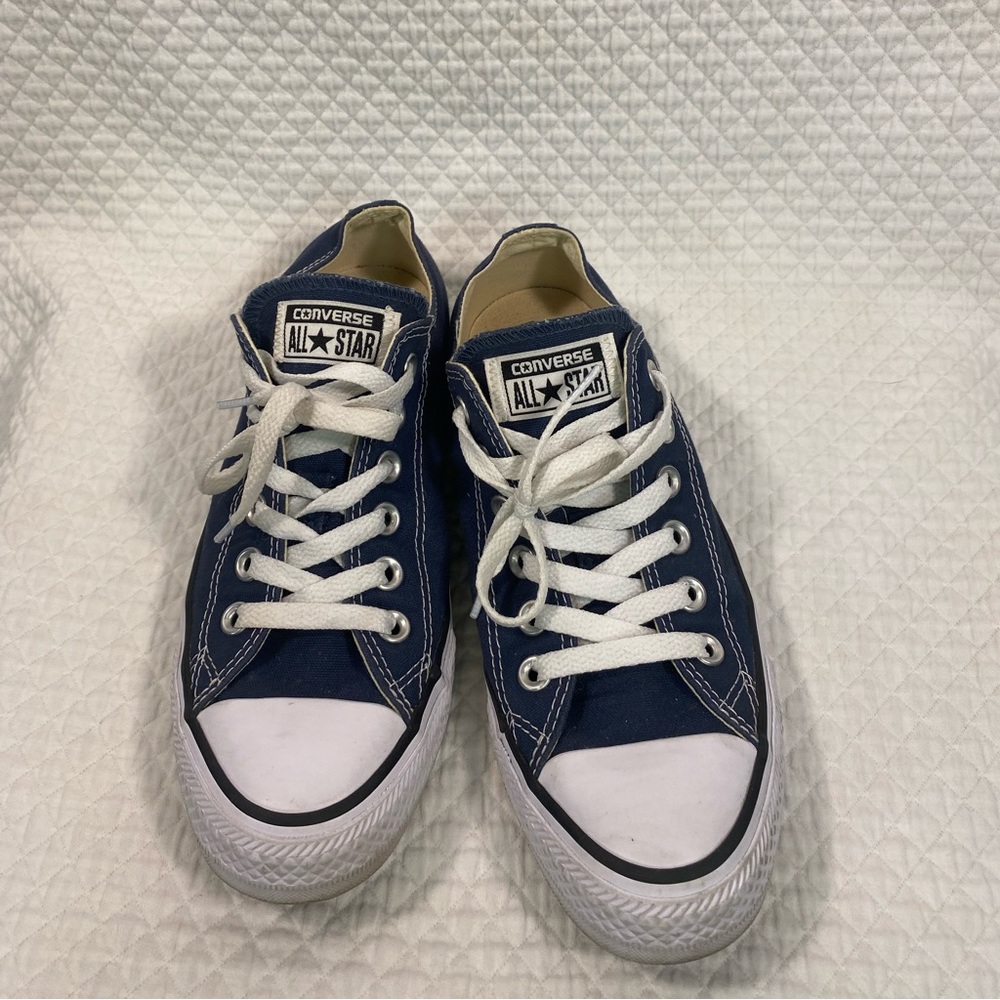 Converse - Picture 2 of 7